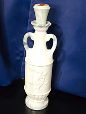 Vintage 1971 Jim Beam Greek Discus Thrower Ceramic Decanter D-334 w/ Stopper picture