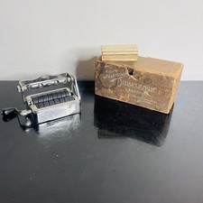 Antique 1920's Kanners 