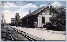 K61/ Hastings Michigan Postcard c1910 M.C. Railroad Depot Elevator 429 picture