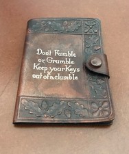 VTG 1930's English Key Holder with Motto..Snap closes..6 holders picture