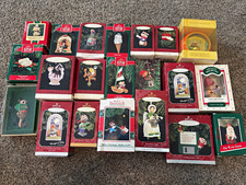 Hallmark Keepsake Artist’s Favorites Christmas Ornament Lot picture