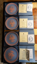 Rare Wedgwood  Valentine plate 1987 pink on blue jasper, Courting Scene, 6th picture