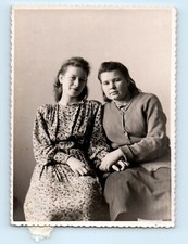 PHOTO WOMAN Two Women in Love Couple beautiful cute girl picture