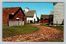 Kalona IA-Iowa, Old Order Amish Farmyard, Barn, Horse Buggy Vintage Postcard picture