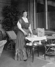 Bethmann Hollweg Martha wife of the politician Theobald v Bethmann- Old Photo 1 picture