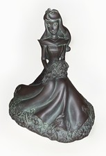 Disney 11” Disney Direct Sleeping Beauty Aurora Resin Statue. Rare & Retired picture