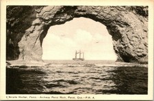 Perce Quebec Canada Archway Perce Rock Postcard Unused (27381) picture