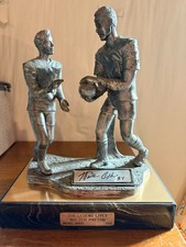 Walter Payton Signed Michael Ricker Pewter Statue picture