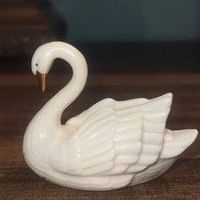 Lenox Mini Ivory Swan Place Card / Cake Topper with 24k beak *MINT CONDITION* picture