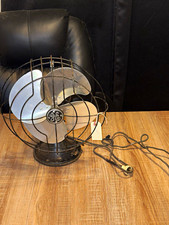 a 1934–1935 General Electric 12