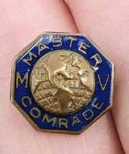 VINTAGE SDA PATHFINDER MASTER COMRADE SEVENTH DAY ADVENTIST MISSIONARY PIN Rare picture