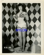 RARE BETTIE PAGE VINTAGE 1950's 4 x 5 PHOTOGRAPH picture