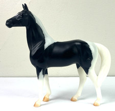 Classic Breyer Tobiano White Blaze Pinto good condition Classics Freedom Horse picture