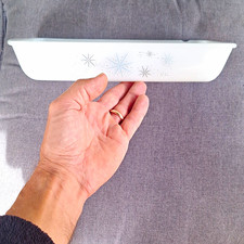 VTG 1960-70 Glasbake Atomic Starburst Snowflake MCM J-202  1.5qt Milk Glass Dish picture