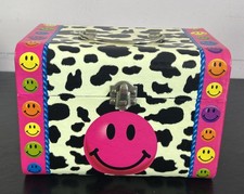 LISA FRANK COW PRINT SMILEY FACE TREASURE CHEST BOX & UNUSED CONTENTS Y2K 2000 picture