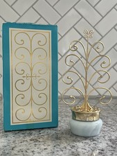Vintage Avon Keepsake Elusive Cream Sachet .66 Oz Jewelry Holder Tree w/ Box picture