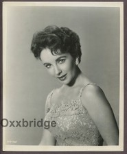 ELIZABETH TAYLOR Glamorous Portrait ORIGINAL 1956 Iconic Glamour Photo T1390 picture