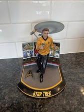 The Legends Of Star Trek Character Edition Sculpture Captain James T. Kirk picture