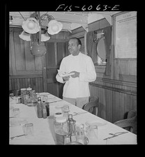 Photo:New York NY 1942 Black Waiter Restaurant Interior Dining Room picture