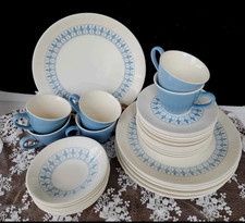 VTG Homer Laughlin RICHELIEU Blue Fleur de Lis Dinnerware Set (29) picture