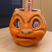 Vintage 1930-50, Paper Mache, Halloween Jack-o'-Lantern Candy Bucket. picture