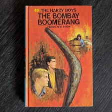 49 The Bombay Boomerang (1970-Yellow Number):  Hardy Boys Book Blue-Back picture
