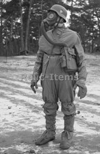 WW2 Picture Photo German soldier shows off gas attack equipment 1011 picture