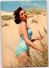 VINTAGE BETH ROGAN ACTRESS BEACH SWIMSUIT KRUGER 902 75 COLOR POSTCARD OS picture