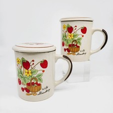 Vintage Wild Strawberry Mug Set With Lids Ceramic Made In Korea Red & Yellow picture