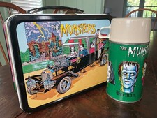 VINTAGE THE MUNSTERS LUNCHBOX AND THERMOS picture