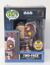 Two-Face 371 Funko Pop Digital 5000pcs DC Universe Batman w/Protector picture