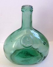 Vintage Mid-Century Green Glass Wine Bottle Decanter - Dalmau Hermanos Tarragona picture