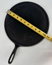 Vintage No. 9 Cast Iron Round Griddle 10.5” Unmarked Heat Ring Skillet Pan picture