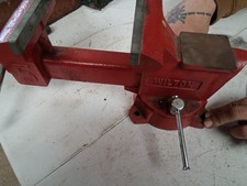 #bl849 Wilton 460 5 1/2 Vise picture