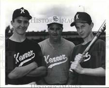 1991 Press Photo Coach Frank Cazeaux and Kenner Babe Ruth Baseball Team Players picture