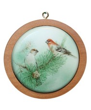Hallmark Purple Finch - 7th in Series Keepsake Ornament 1988 QX3711 - Worn Box picture