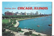 VTG Postcard - GREETINGS FROM CHICAGO, ILLINOIS - AERIAL VIEW BOATS picture