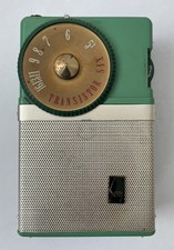 Vintage 1957 Sony TR-63 Green Transistor Radio Tokyo Tsushin Kogyo Japan - PARTS picture