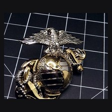 EGA Lapel Pin USMC LARGE Emblem E2 TWO-TONE Gold & Silver 1-3/4