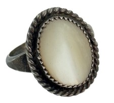 Vtg 925 Sterling Silver White Shell Southwestern Statement Ring Size 4.75 3.7g picture