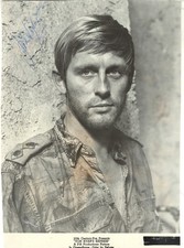 ENGLISH RETIRED ACTOR & SINGER JOHN LEYTON,  SIGNED VINTAGE PHOTO. picture