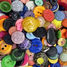 Hand Picked 100 pcs Mixed Lot Of All Types & Sizes Of Fun Colorful Buttons picture