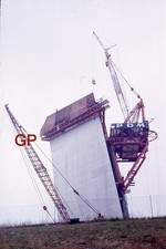 #XX164 - bb Old 35mm Slide Photo- St Louis Arch Construction- Being Built- 1963 picture