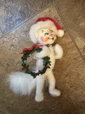 Annalee Christmas Cat 2005 With Wreath picture