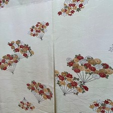 Noren The curtain made from visiting clothes will brighten up your room with its picture