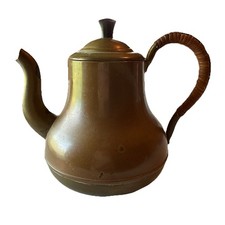 Vintage Copper and Brass Tea Pot with Lid and Wrapped Handle Decor (read) picture