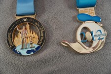Disney RunDisney Donald Duck 2012 WDW 1/2 Marathon Coast To Coast Medals Lot picture