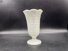 Vtg E.O. Brody #M5200 Milk Glass Fern Pattern 9” Vase picture