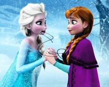 IDINA MENZEL SIGNED 8X10 PHOTO FROZEN ELSA DISNEY AUTHENTIC AUTOGRAPH COA D picture