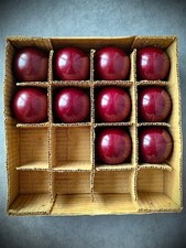 206g Ø61,5 CATALIN Billiard Ball Vintage vines red Cherry Bakelite? Faturan? OLD picture